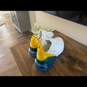 Nike shoes never worn size womens 7